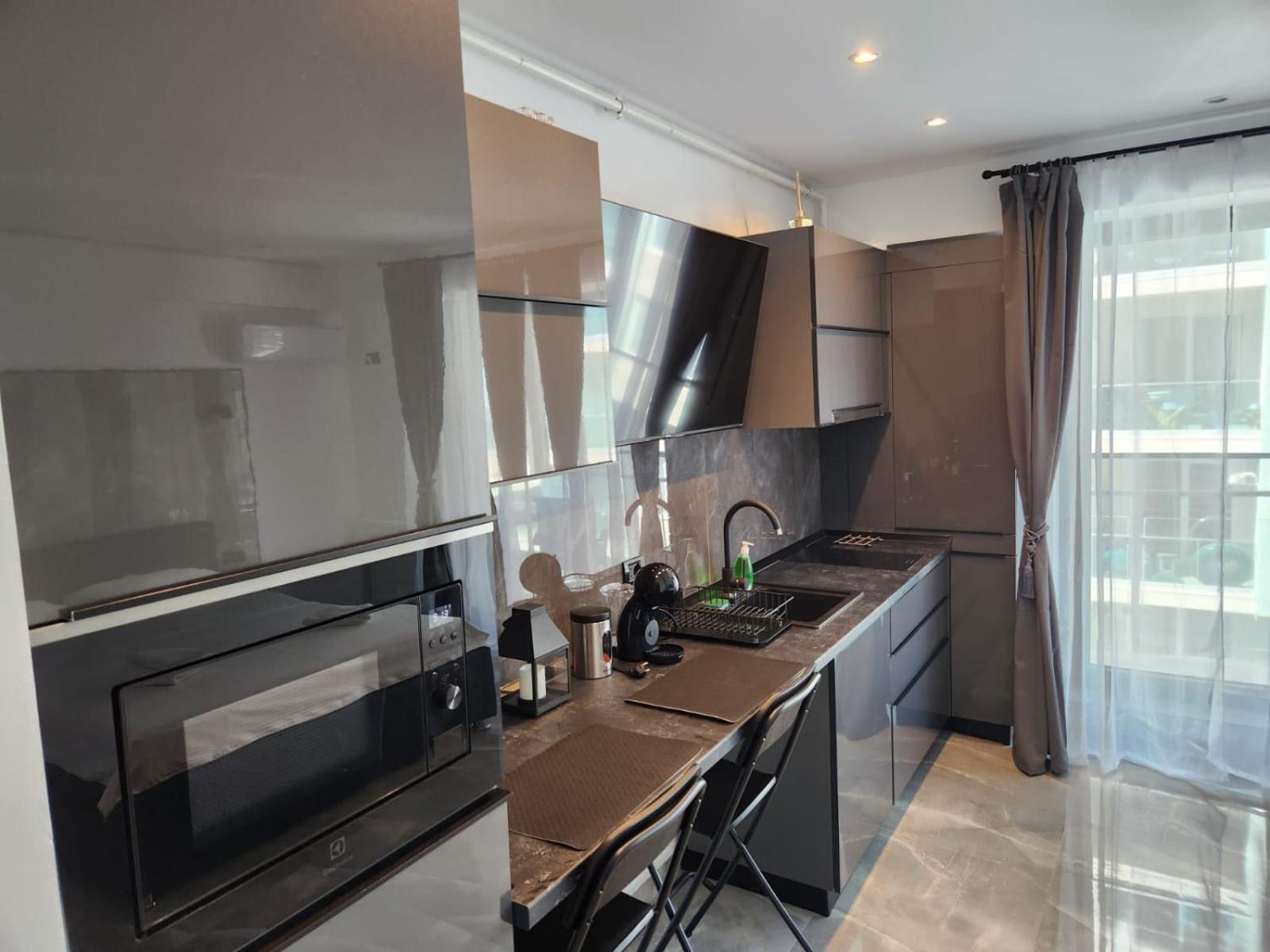 Seaview Studio Private Parking Included - Beach Residence Năvodari Exterior foto